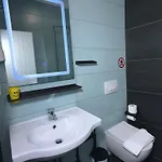 Andor Luxury & Duplex Kryemëdhej