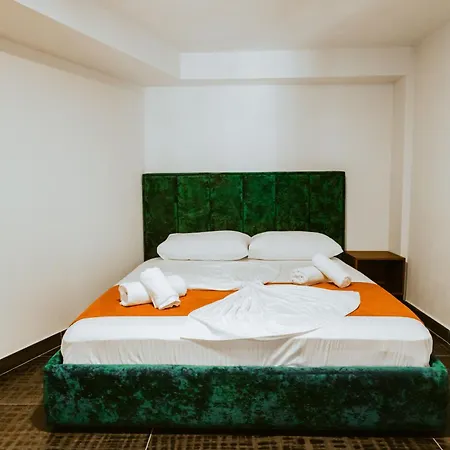 Andor Luxury & Duplex Hotell 3*