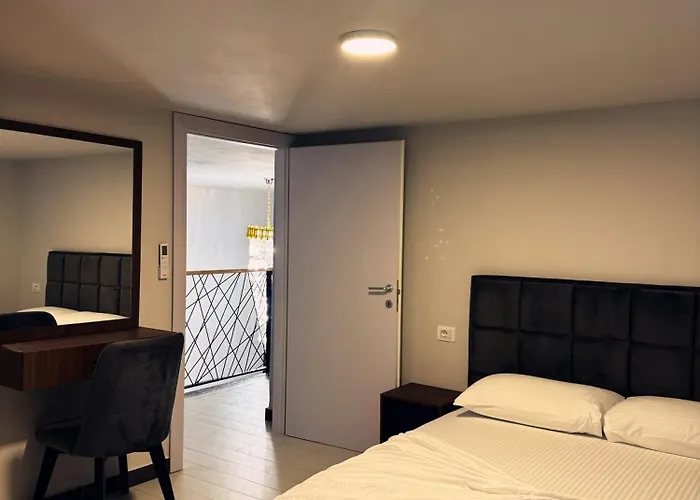 Andor Luxury & Duplex Hotell 4*