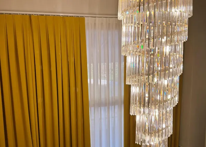 Andor Luxury & Duplex Hotel Kryemedhej