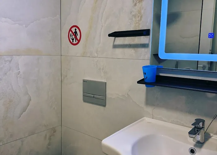 Andor Luxury & Duplex Kryemëdhej