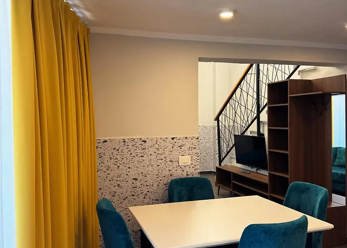 Andor Luxury & Duplex Hotel 3*