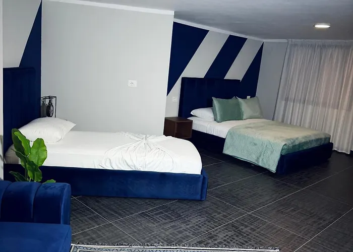 Hotell Andor Luxury & Duplex 4*