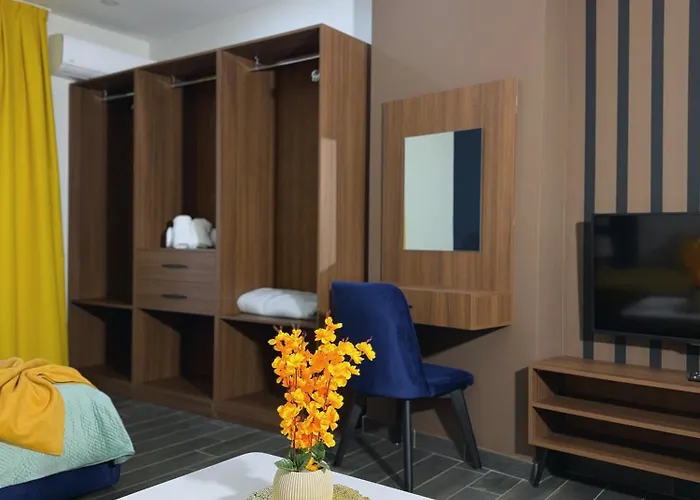 Andor Luxury & Duplex Hotell Kryemëdhej