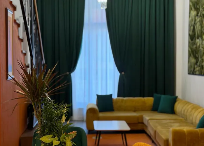 Andor Luxury & Duplex Kryemëdhej