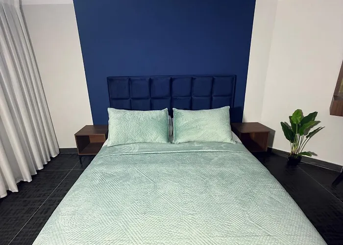 Hotell Andor Luxury & Duplex 4*