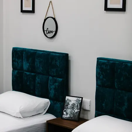 Andor Luxury & Duplex فندق 4*