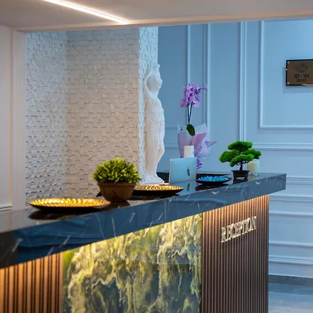 Andor Luxury & Duplex Hotel 3*