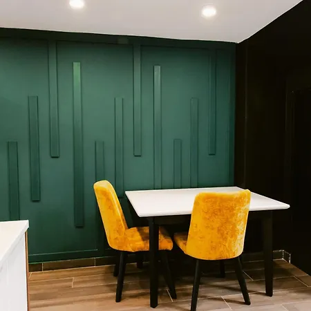 Andor Luxury Hotel&duplex 3* Kryemëdhej