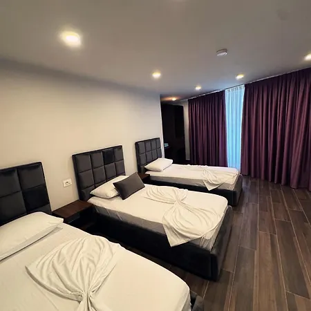 Andor Luxury & Duplex Hotel Kryemedhej