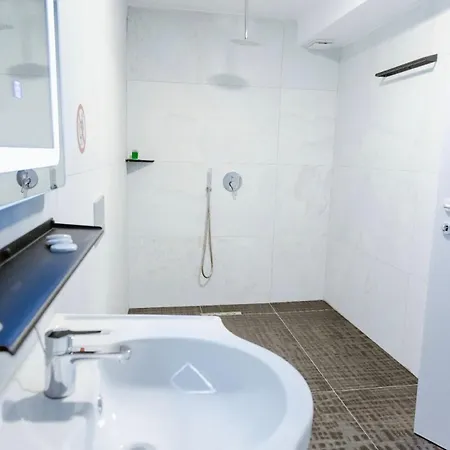 Andor Luxury Hotel&duplex 4* Kryemëdhej