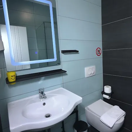 Andor Luxury Hotel&duplex Kryemëdhej