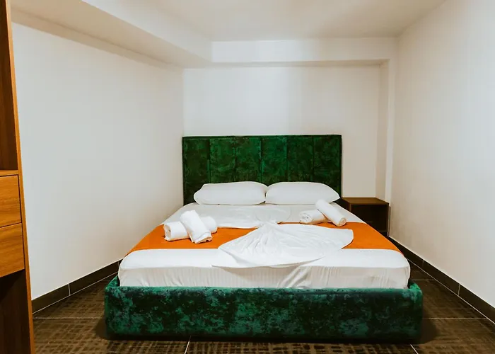 Andor Luxury & Duplex Hotel 3*